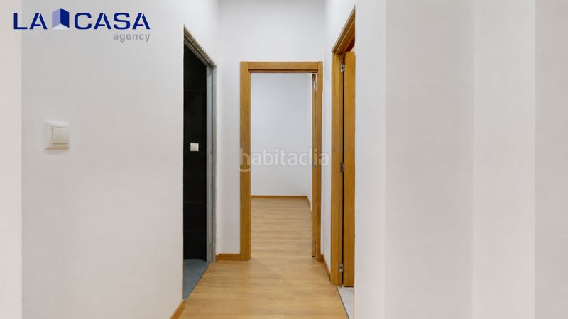 Foto d271b8a5-b825-4c24-b7b3-eb2e47c2f0fa. Planta baixa amb calefacció a Solokoetxe Bilbao