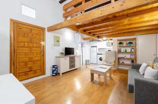 Rez-de-chaussée à Embajadores-Lavapiés. Estudio sani 2020 sl vende vivienda en calle lavapies!