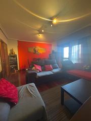 Pis a San Adrián. Estudio sani 2020 sl vende atractiva vivienda en avenida san adr