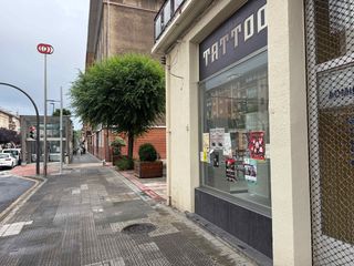 Rent Business premise  Lekeitio kalea. Lonja en alquiler en frente del metro