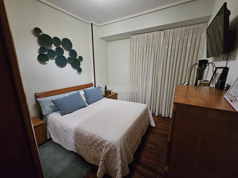 Foto d3d7b9c8-e0f7-43bb-865e-8b34dd37ecac. Piso ? oportunidad única! piso ideal para vivienda turística en pleno casco viejo ? en Bilbao