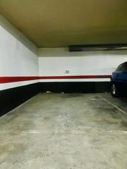 Car parking in Erdikoetxe Kalea