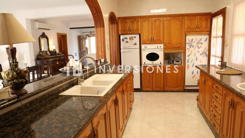 Foto e259ff40-5eb4-4103-980c-bab0d9244bee. Chalet en Lloseta