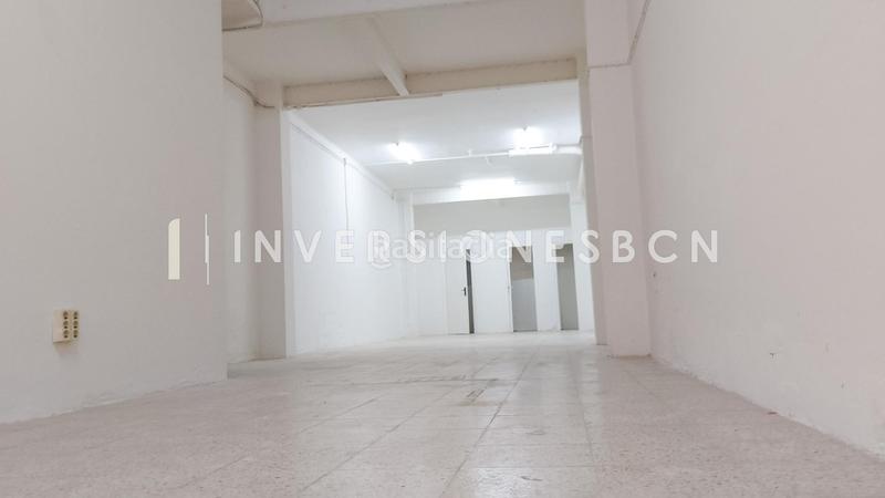 Foto 5a228f52-4647-42a8-96bd-252592e9b8a2. Business premise in Covadonga Sabadell