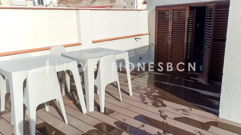 Foto 5e0f5dff-7f0e-412c-ba02-af67df32d8c1. Rent penthouse with heating in Raval Barcelona