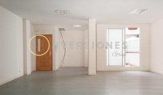Location Bureau  Carrer mora d'ebre. Oficina en el coll
