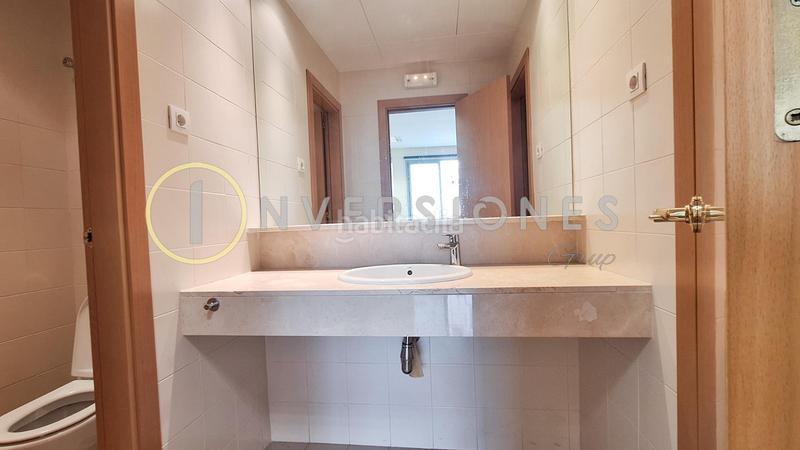 Foto 5f93f901-db0e-41a9-9349-6e3f9114c42e. Location bureau avec chauffage dans Guinardó Barcelona