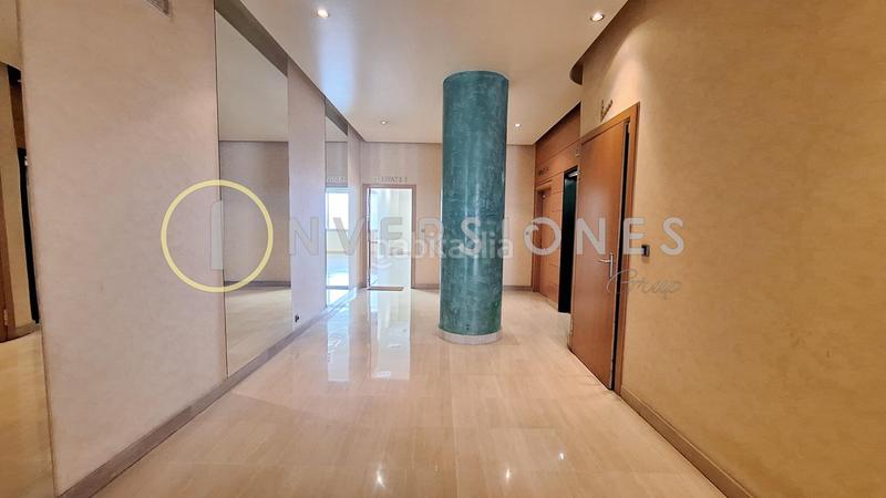 Foto 60bd90d8-6116-44e5-bc37-2532ac78bb26. Rent office space with heating in Guinardó Barcelona