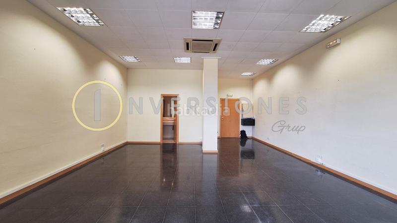 Foto 94e44f66-c95c-41e0-8ce7-46b6ea854094. Rent office space with heating in Guinardó Barcelona