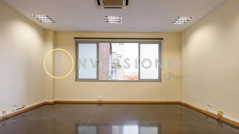 Foto bd6ec658-d71c-4875-b56a-c44bbddc543a. Rent office space with heating in Guinardó Barcelona