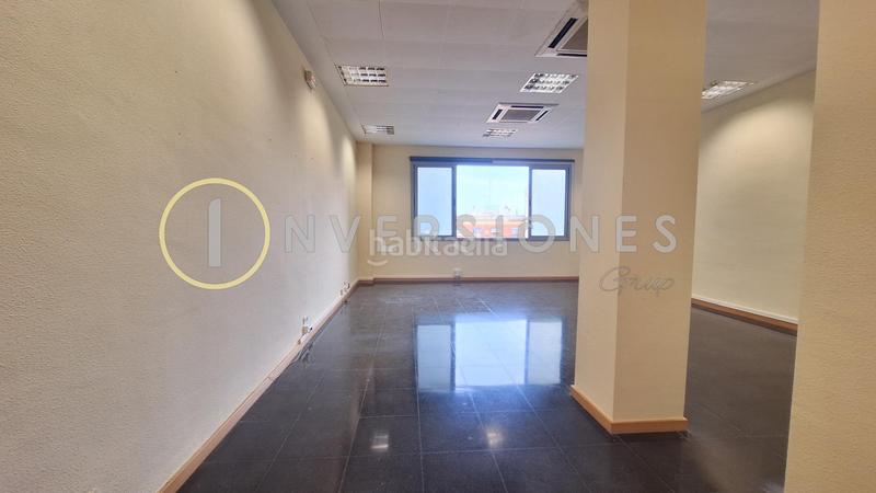 Foto e5d15a4a-d619-438f-8208-cad660da7458. Affitto ufficio con riscaldamento in Guinardó Barcelona