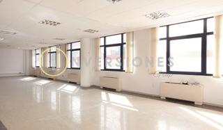Location Bureau  Passeig zona franca