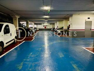 Aparcament cotxe  Carrer ausias marc