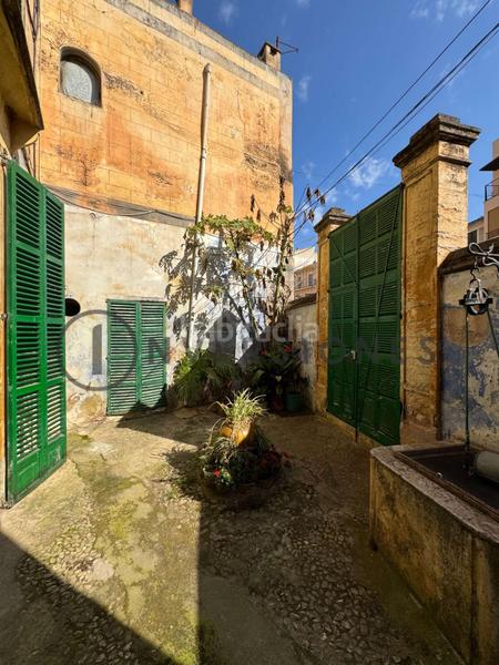 Foto c1bec134-ec5f-4b15-9531-3e8705aca439. House with heating parking in Manacor centre Manacor