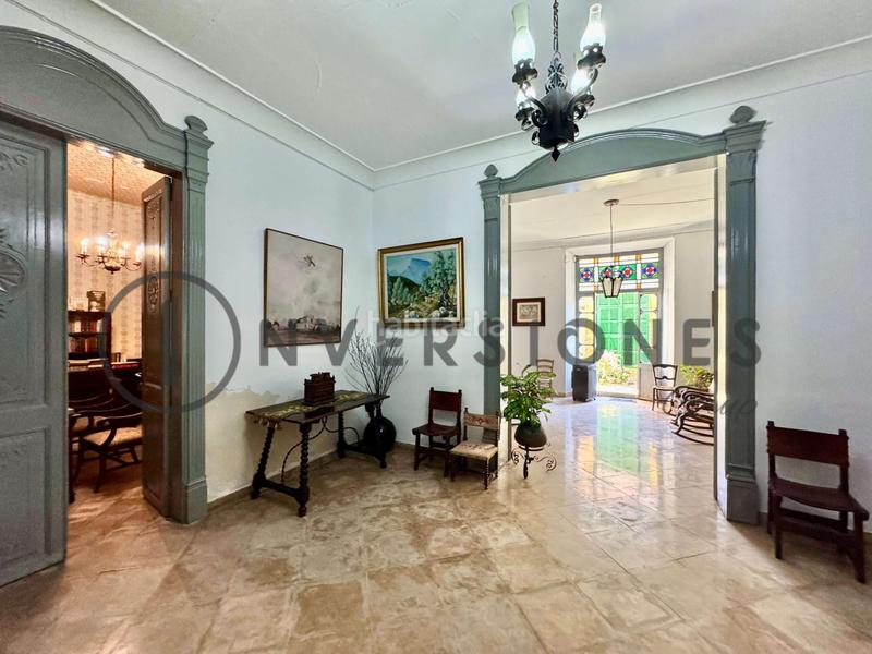 Foto f9aa6798-40df-44b7-8e4b-1c56377d0b76. House with heating parking in Manacor centre Manacor