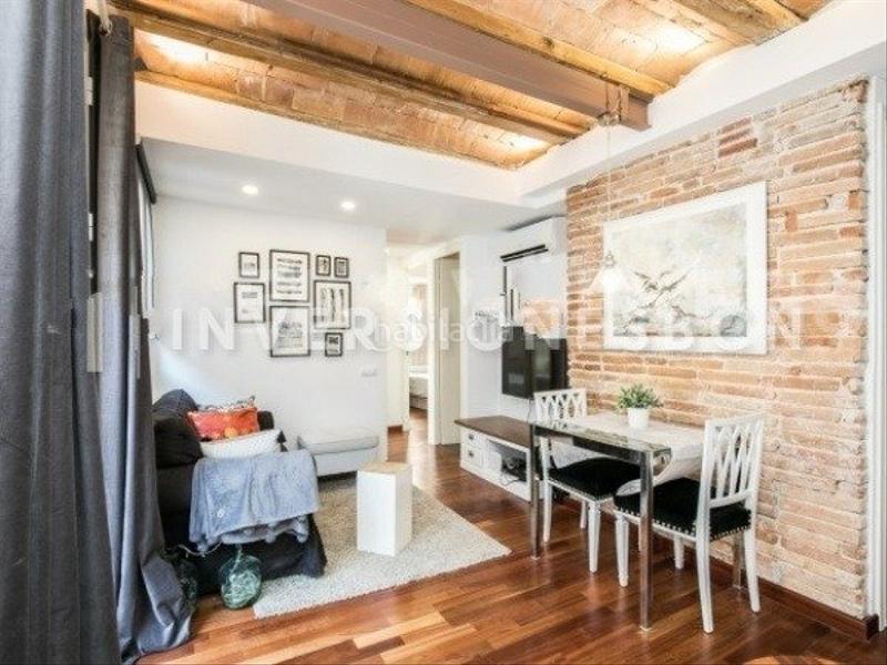 Foto 9843e495-515e-4034-a594-03ab91b6d6b5. Affitto appartamento con riscaldamento in Raval Barcelona