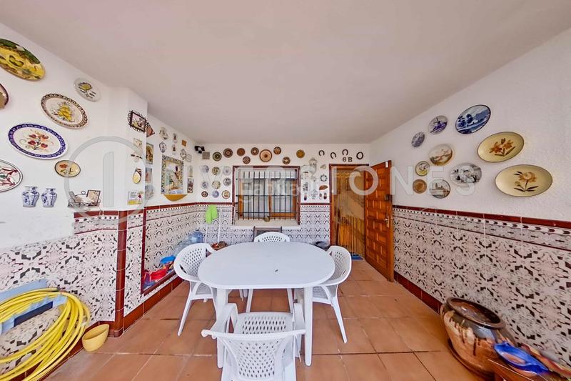 Foto f8e444fc-8767-4704-8cf2-641c20ac613e. Casa adosada en Cunidor Cunit