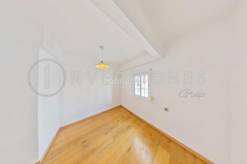 Foto a0f39c30-548f-4a97-ae5c-9d3c4d3ec909. Location attique avec parking dans Barceloneta Barcelona