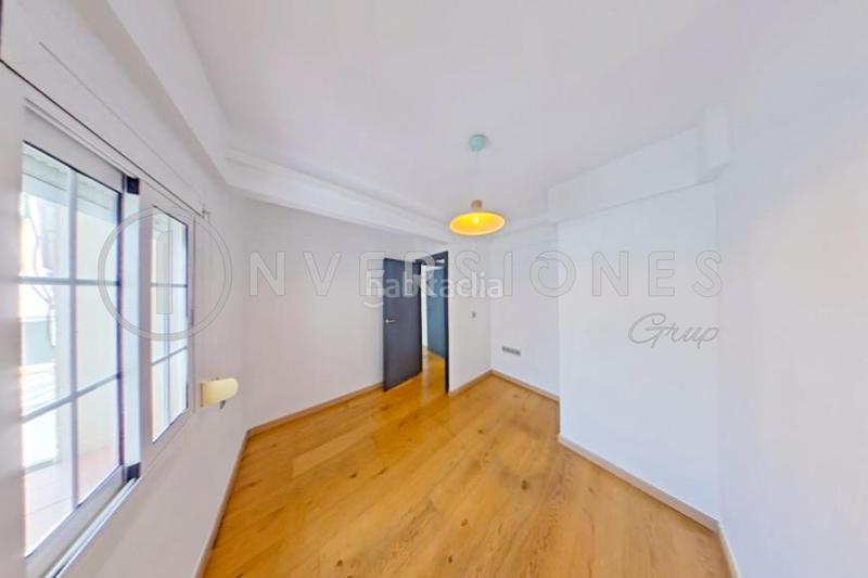 Foto 61b95d04-b618-469c-b050-1cdb87bd071f. Rent penthouse with parking in Barceloneta Barcelona