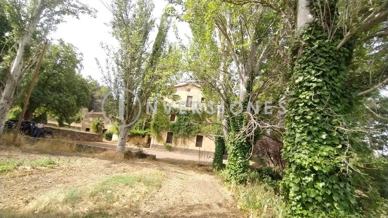 Foto 2f4bdfa4-7dac-4047-94d1-73c13aa99102. Masia amb calefacció aparcament piscina a Vimbodí