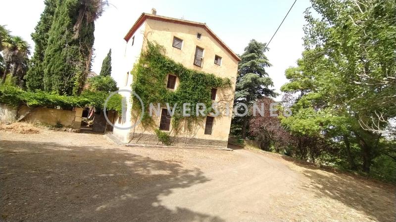 Foto bb281298-4102-4ea8-8d28-c81469ef825c. Masia amb calefacció aparcament piscina a Vimbodí