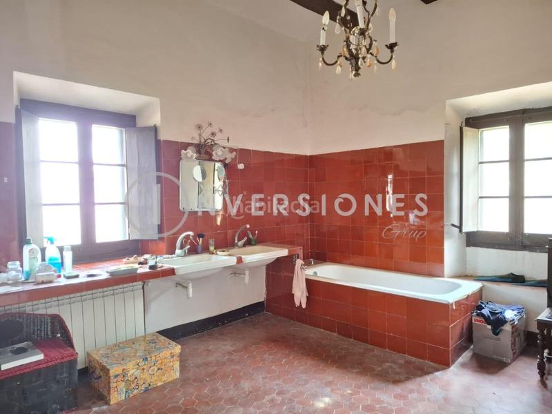 Foto e8ff6bde-20ac-474a-aace-fff73d75707b. Masia amb calefacció aparcament piscina a Vimbodí