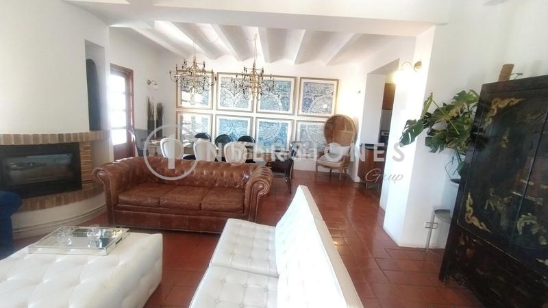 Foto 56222221-0541-4259-8c30-437da302caa9. Affitto casa con piscina in Sant Genís dels Agudells Barcelona