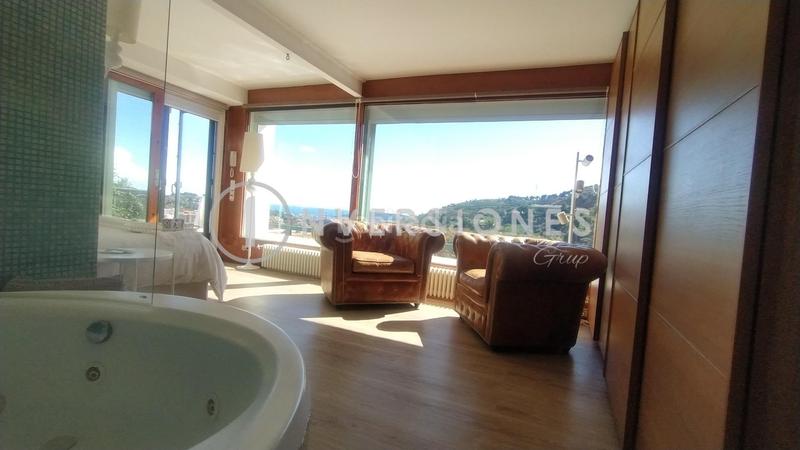 Foto 644677f4-c000-48bb-af63-af8c9a1ac243. Rent house with pool in Sant Genís dels Agudells Barcelona