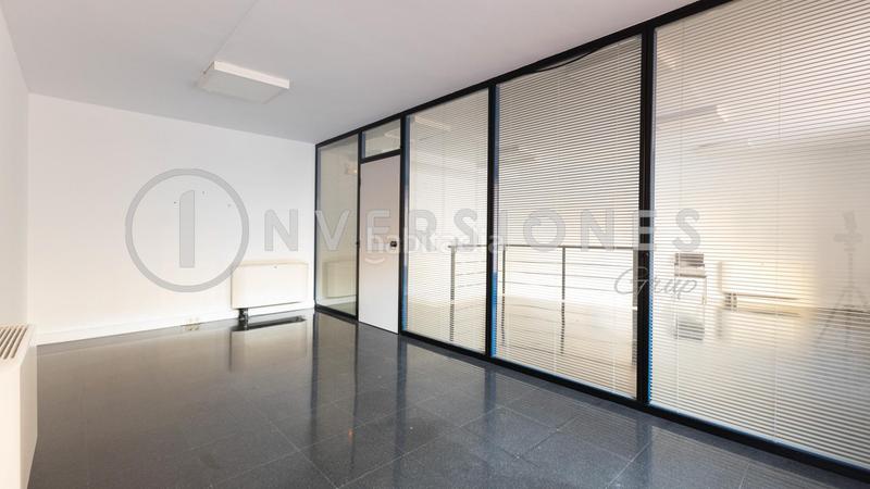 Foto 50f2433f-3728-46e1-840b-cada45d13f89. Location bureau avec chauffage dans El Clot Barcelona