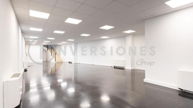 Foto a437a104-5ff0-43ed-a792-7c1bf32b2446. Location bureau avec chauffage dans El Clot Barcelona