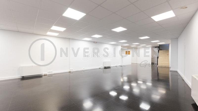 Foto eb7a662f-e2d3-47da-a933-7be62f3ca3c6. Location bureau avec chauffage dans El Clot Barcelona