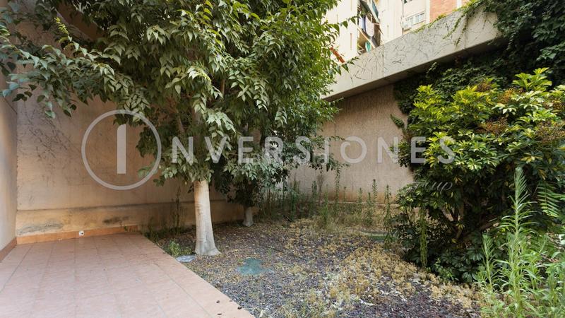 Foto f9c53d6b-b306-4510-bbd4-ccf10c371b40. Affitto ufficio con riscaldamento in El Clot Barcelona