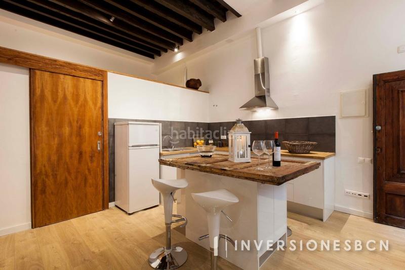 Foto cc6399d4-18ab-4954-adf9-b51b62f6f6a6. Rent flat with heating in Gòtic Barcelona