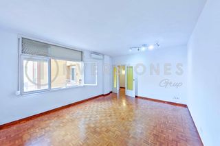 Etagenwohnung  Carrer joaquim ruyra