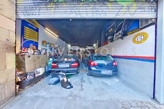 Local Comercial en Carrer d'Alcolea