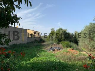 Terreny residencial  Carrer de mirabo