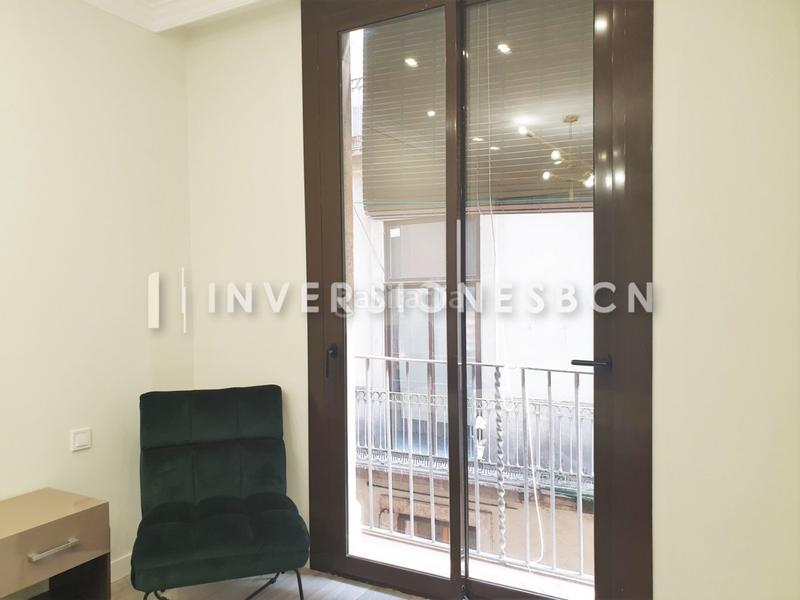 Foto 944cc45b-3a74-466a-9aac-dd2752bb1012. Appartement avec chauffage dans Gòtic Barcelona