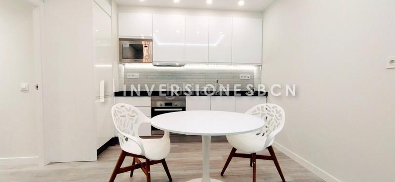 Foto efddff37-6ad7-469e-98c3-3f84ce5b1b05. Piso en Gòtic Barcelona