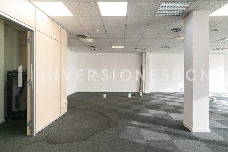 Foto 20fbf8ca-1140-442a-9192-4b16fd41e1df. Rent office space with heating in Dreta de l´Eixample Barcelona