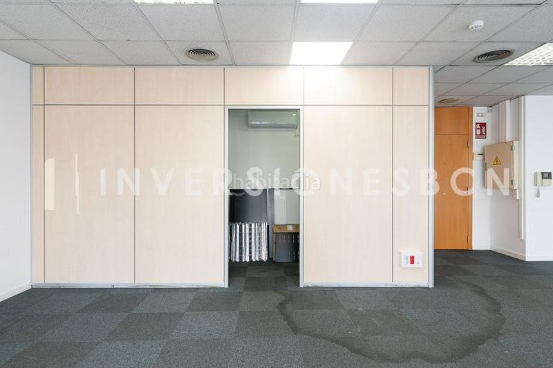 Foto 30fcb1d7-bbff-4422-b238-d4f08a422ab6. Rent office space with heating in Dreta de l´Eixample Barcelona