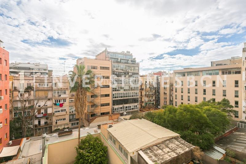 Foto b61ae1dc-1b18-4e68-9969-140943bec7e3. Rent office space with heating in Dreta de l´Eixample Barcelona