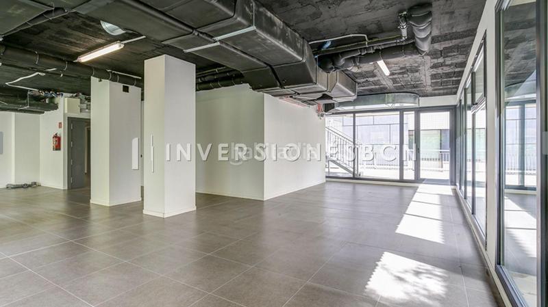 Foto 20e6e52c-3bae-4b56-86cf-92d788ab4224. Location bureau avec chauffage parking dans Tres Torres Barcelona