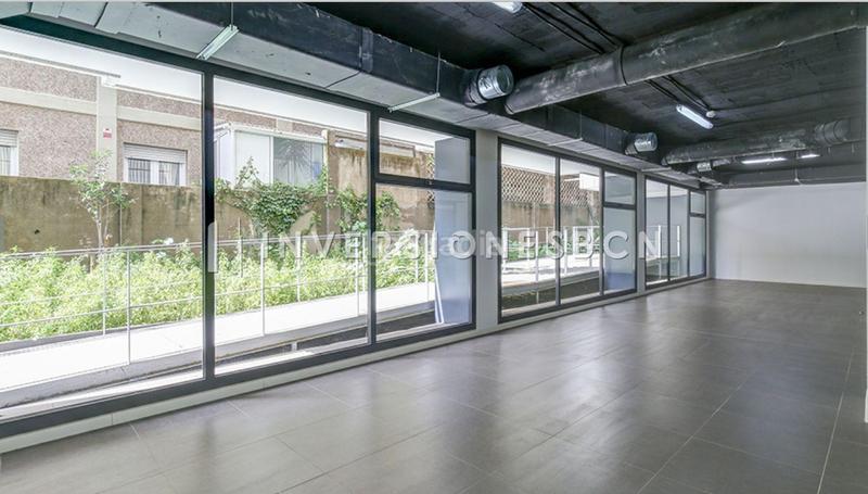 Foto d69f65f8-abbb-416d-a9be-654d3f2645c9. Location bureau avec chauffage parking dans Tres Torres Barcelona