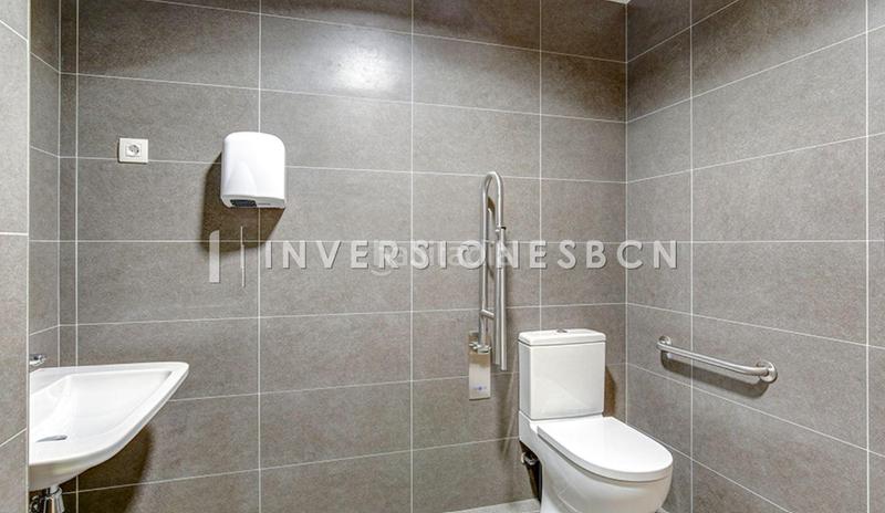 Foto b06d4aa3-c9e6-4c6f-91bd-72e010cb0545. Miete büro mit heizung parking in Tres Torres Barcelona