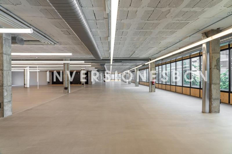 Foto eb8b07f0-1c7e-4337-b617-c1551e499167. Location bureau avec chauffage dans Sant Ramon - Maternitat Barcelona