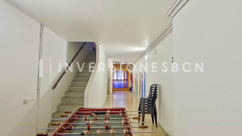 Foto 62a05de7-6df9-44de-835b-9d8e1201372d. Local comercial a Raval Barcelona
