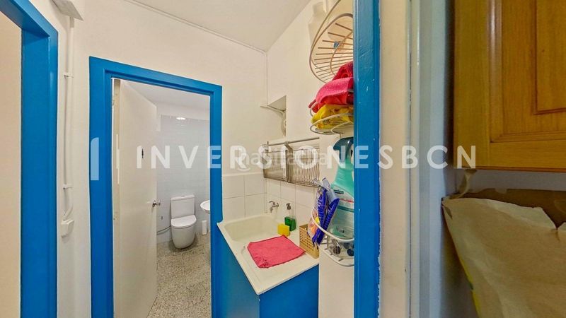 Foto acf5f3c5-34e7-4a10-abaa-14bb97b8c451. Local comercial a Raval Barcelona