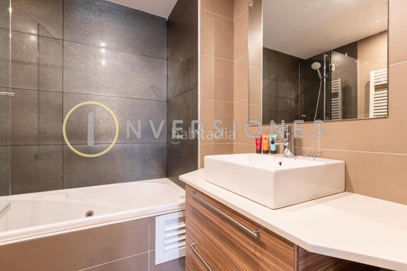 Foto 15f9cc33-84f7-4a3c-a3af-193616ef26bf. Rent flat with heating parking in Sarrià Barcelona