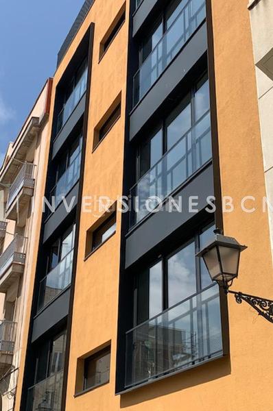 Foto 1a4b1e12-3d86-40ab-be09-51889d1de772. Rent flat with heating pool in Raval Barcelona