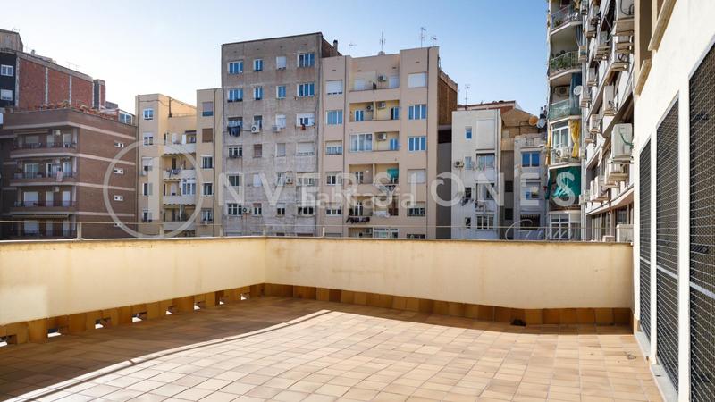 Foto 92ef4f84-f3b6-4ed7-8885-81f55bf86661. Rent office space with heating in La Nova Esquerra de l´Eixample Barcelona